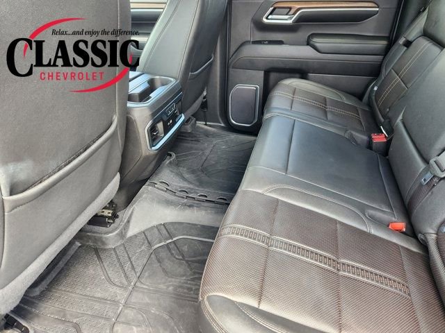 Used 2022 Chevrolet Silverado 1500 High Country w/ High Country Premium Package image 39