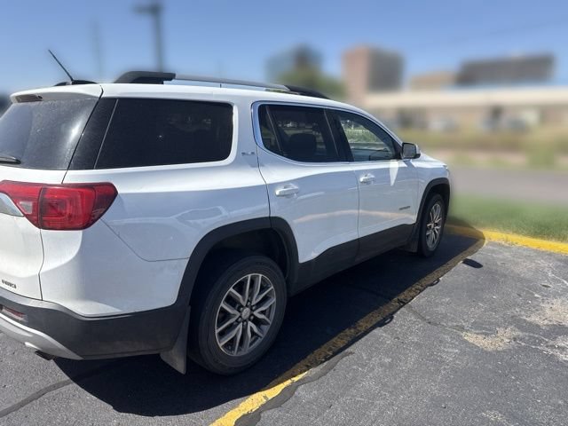 Used 2018 GMC Acadia SLE AWD/4WD image 3