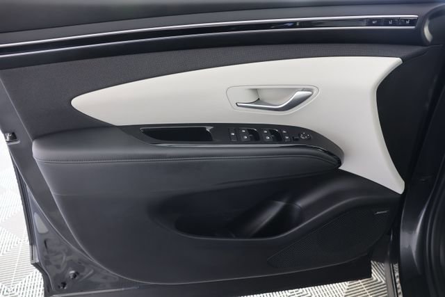 Used 2023 Hyundai Tucson Limited AWD/4WD image 26