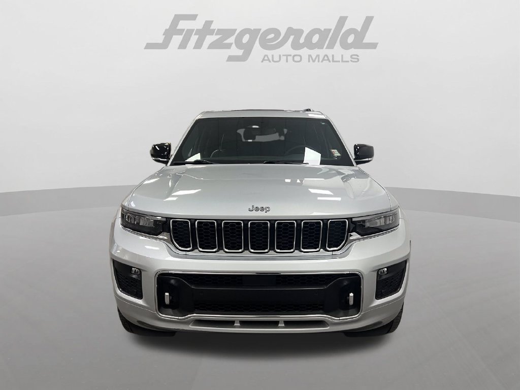 Used 2023 Jeep Grand Cherokee L Overland RWD image 8