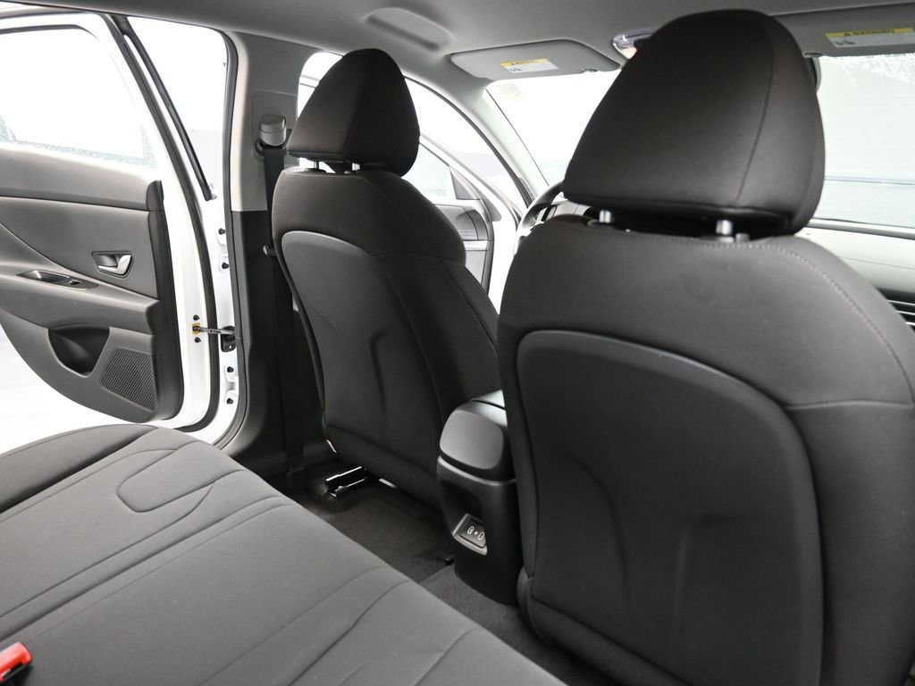 New 2026 Hyundai Elantra Blue image 15