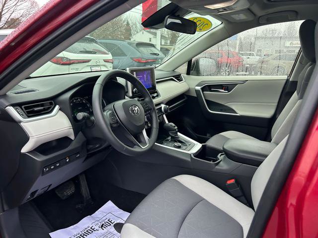 Used 2023 Toyota RAV4 XLE image 10