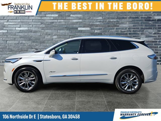 Used 2023 Buick Enclave Avenir w/ Avenir Technology Package image 2