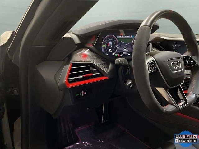 Used 2023 Audi RS e-tron GT image 34