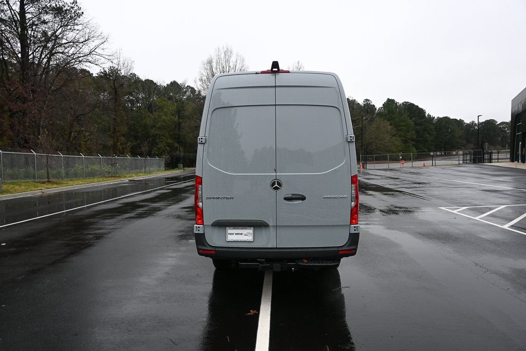Used 2026 Mercedes-Benz Sprinter 3500 image 27