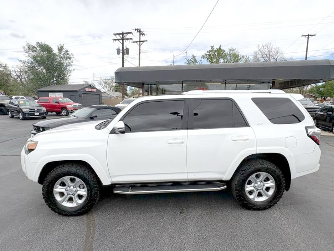 Used 2015 Toyota 4Runner SR5 Premium AWD/4WD image 3