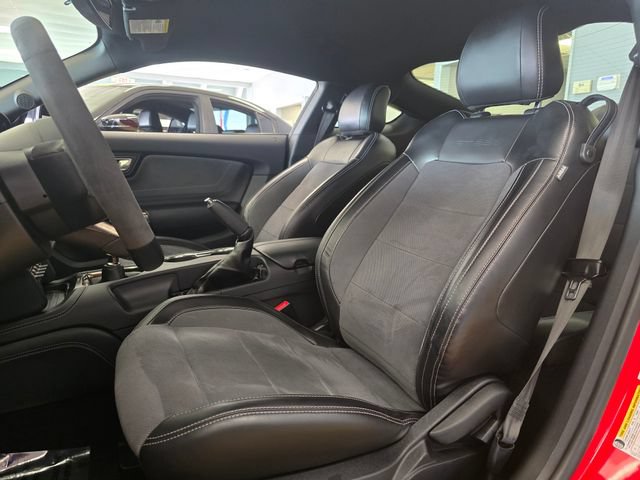 Used 2020 Ford Mustang Shelby GT350 w/ Technology Package RWD image 12