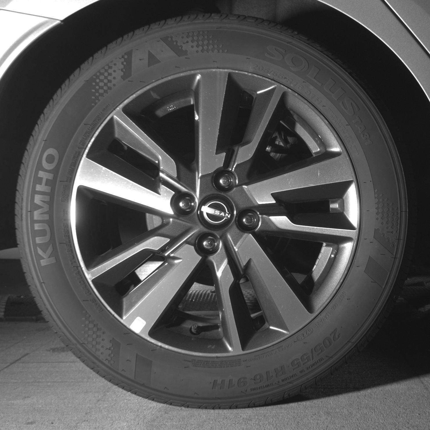 Used 2025 Nissan Versa SV image 15