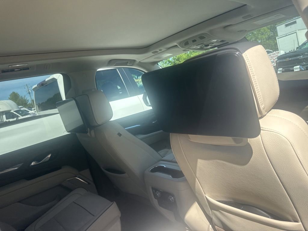 Used 2024 GMC Yukon Denali w/ Denali Reserve Package AWD/4WD image 9