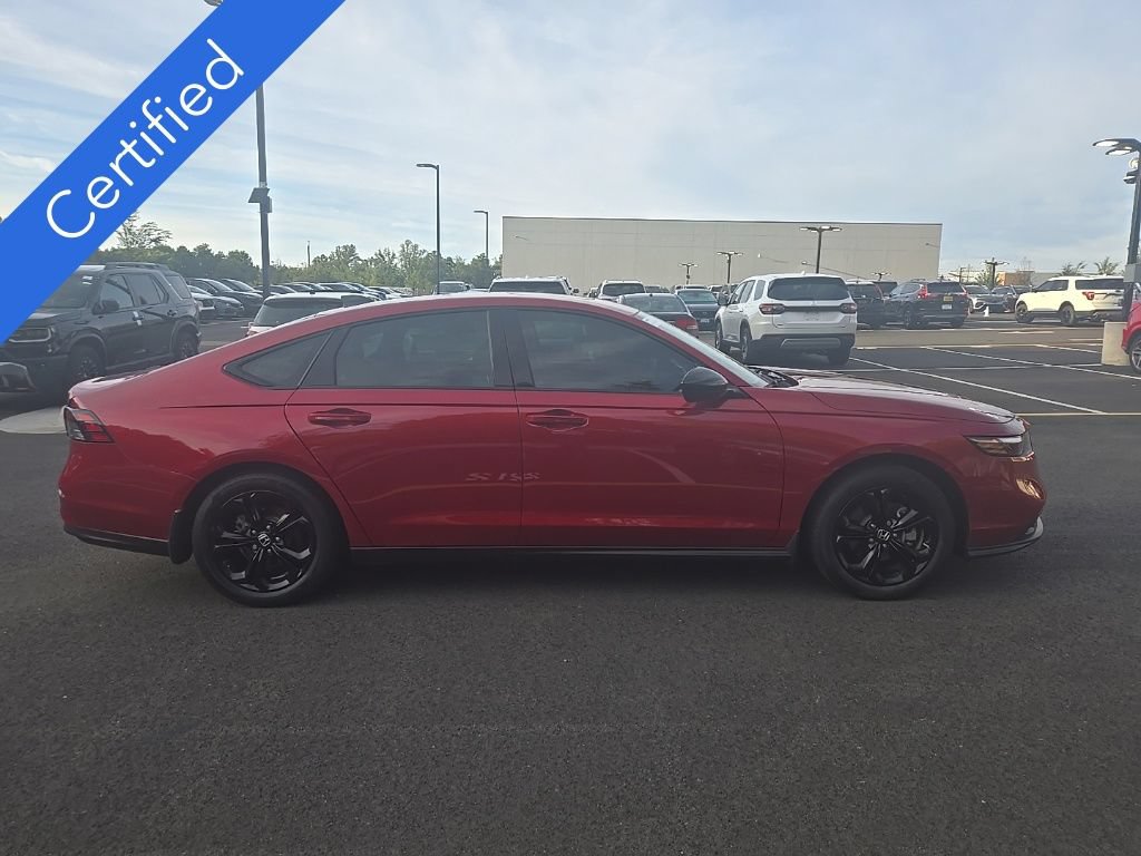 Used 2025 Honda Accord SE image 4