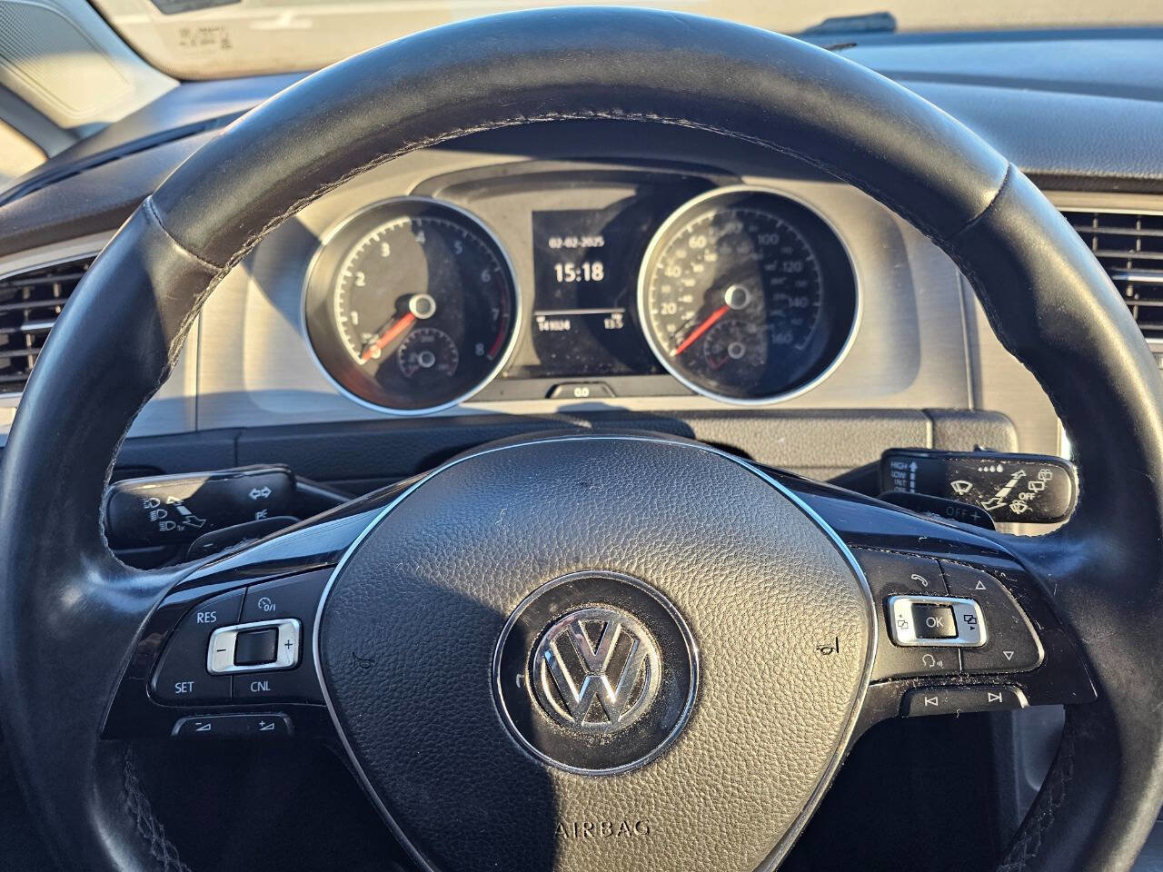 Used 2015 Volkswagen Golf S image 12