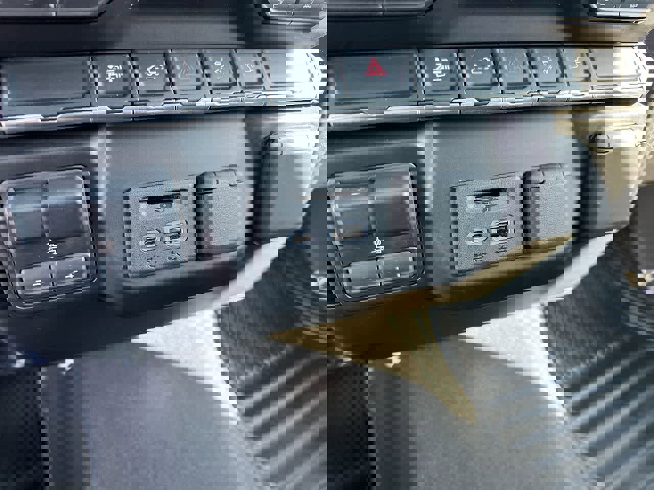 Used 2022 Chevrolet Silverado 3500 LTZ w/ Snow Plow Prep/Camper Package image 32