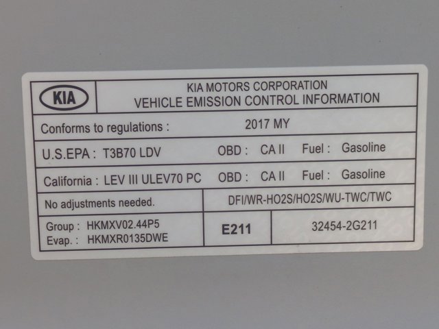 Used 2017 Kia Sorento FWD image 24