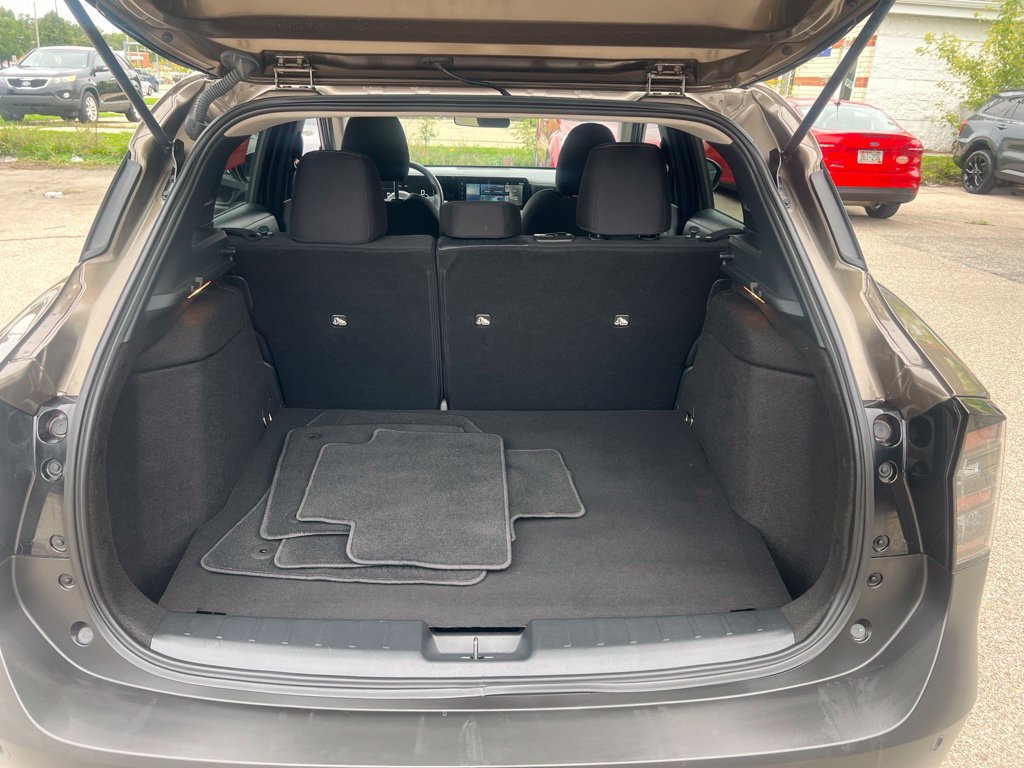 Certified 2025 Nissan Kicks SV w/ Charging Package AWD/4WD image 12