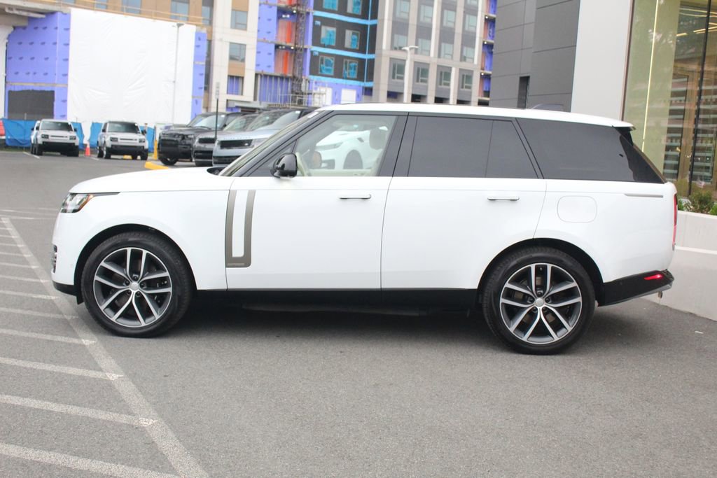 Used 2024 Land Rover Range Rover Autobiography AWD/4WD image 6