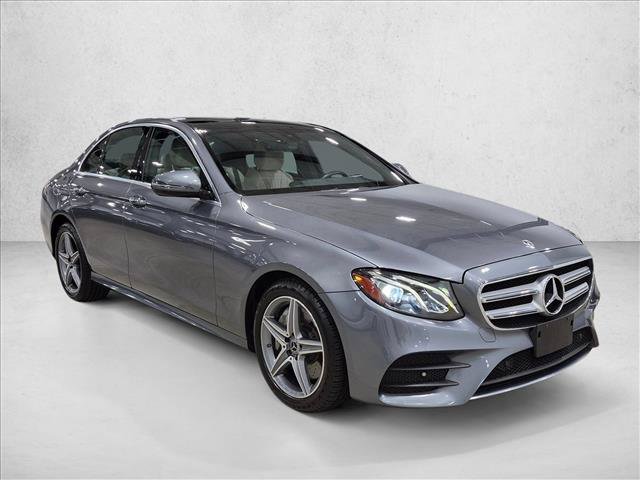 Used 2019 Mercedes-Benz E 300 4MATIC image 3