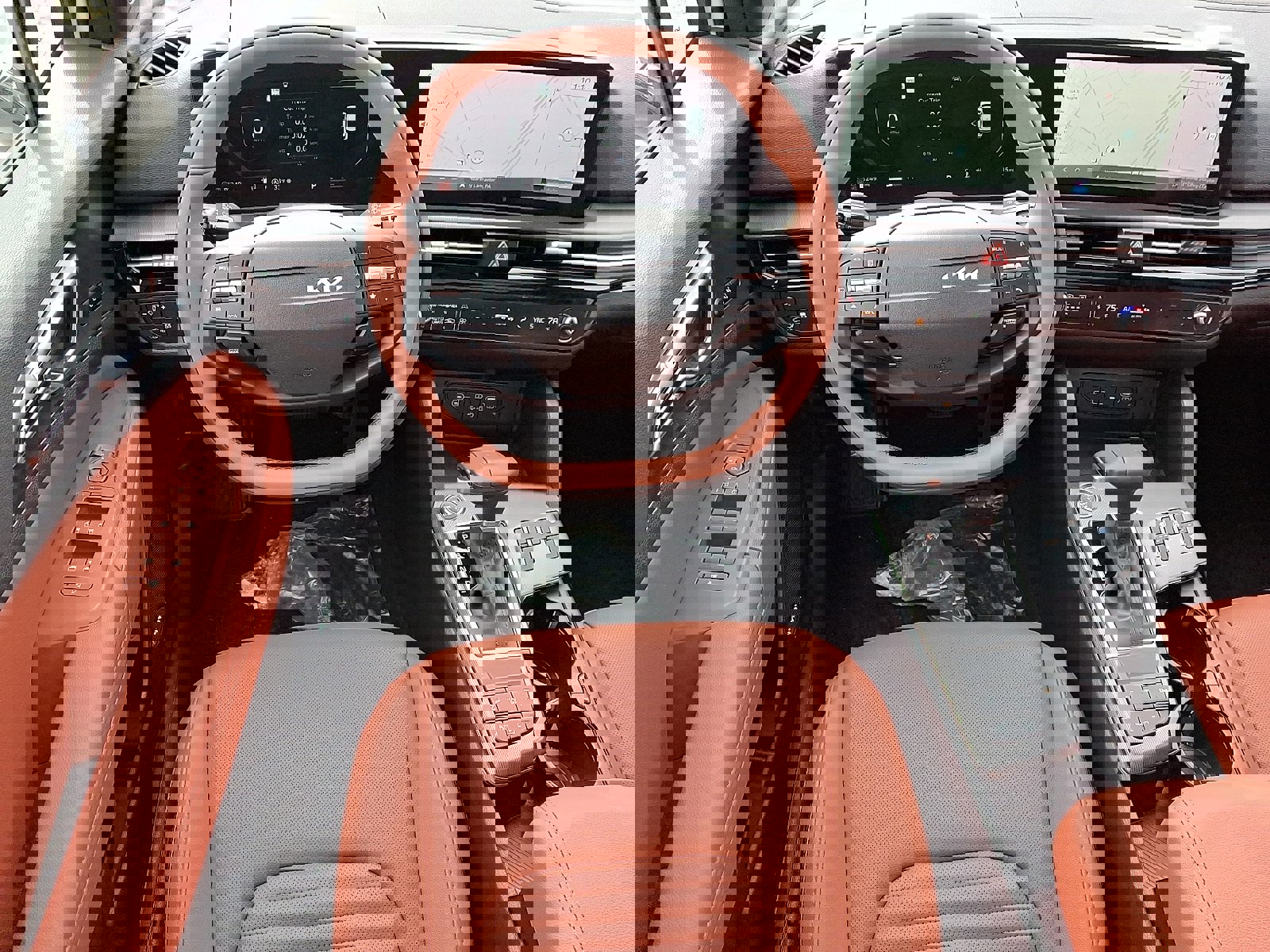 New 2026 Kia Sportage SX image 7