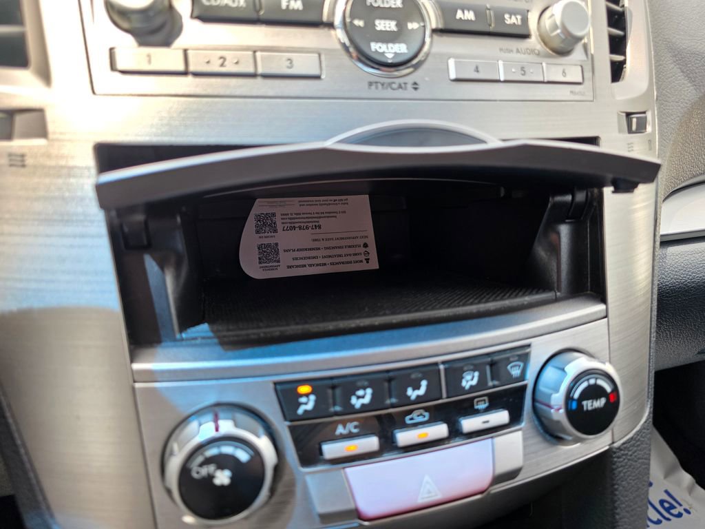 Used 2010 Subaru Outback 2.5i Premium AWD/4WD image 41