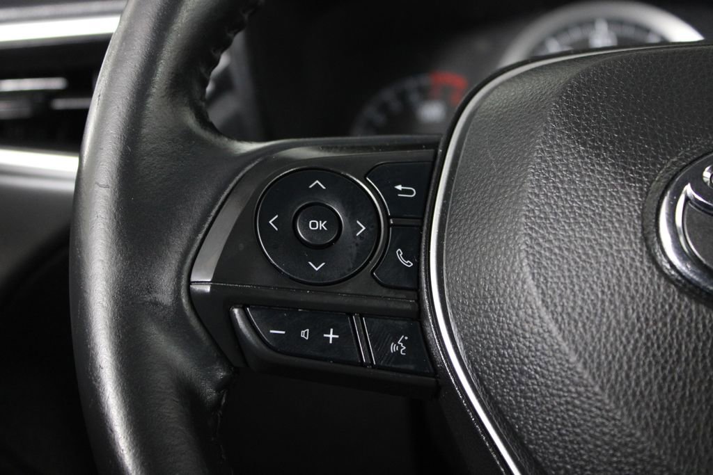 Used 2022 Toyota Corolla Cross LE image 24