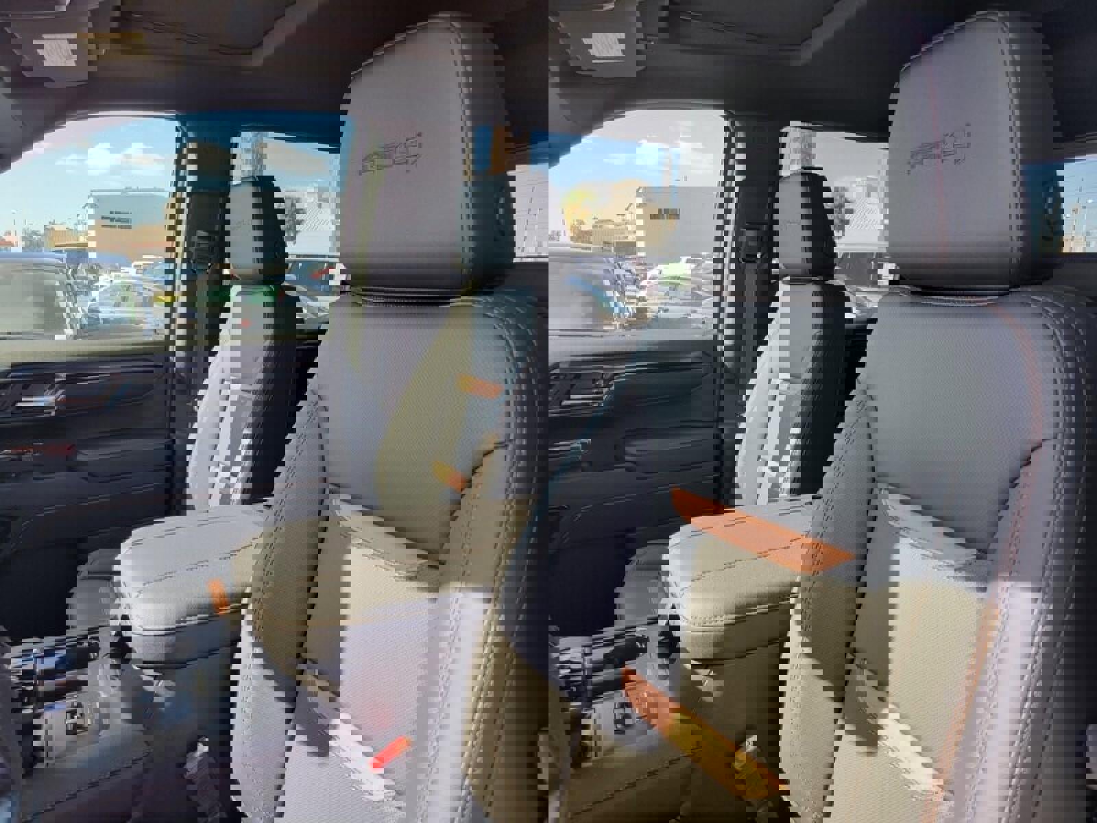 New 2026 GMC Sierra 1500 AT4 w/ AT4 Premium Package image 12