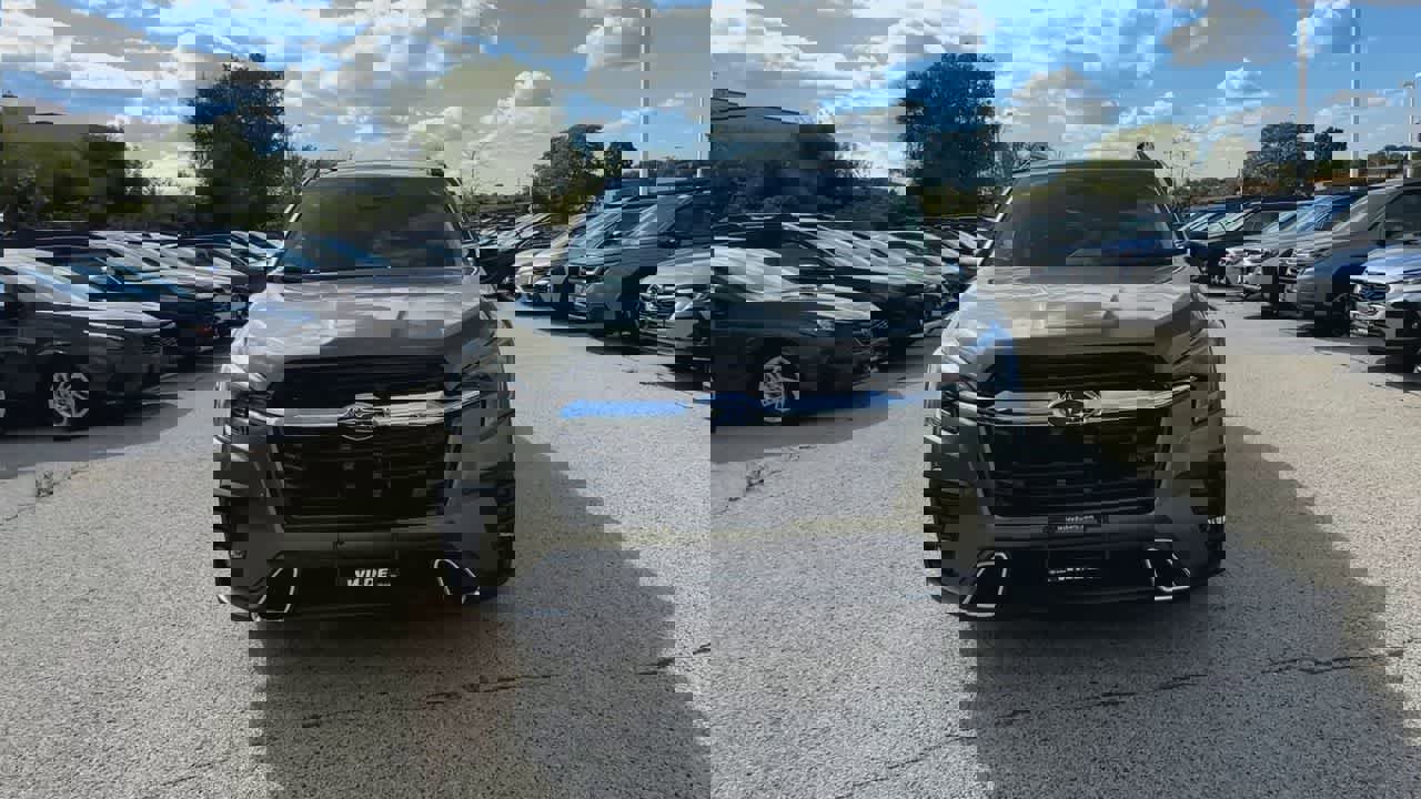 New 2025 Subaru Ascent Touring image 3