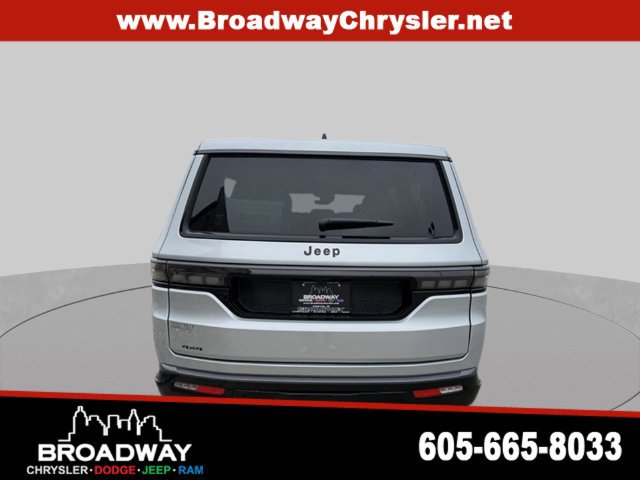New 2026 Jeep Grand Wagoneer L Limited AWD/4WD image 7