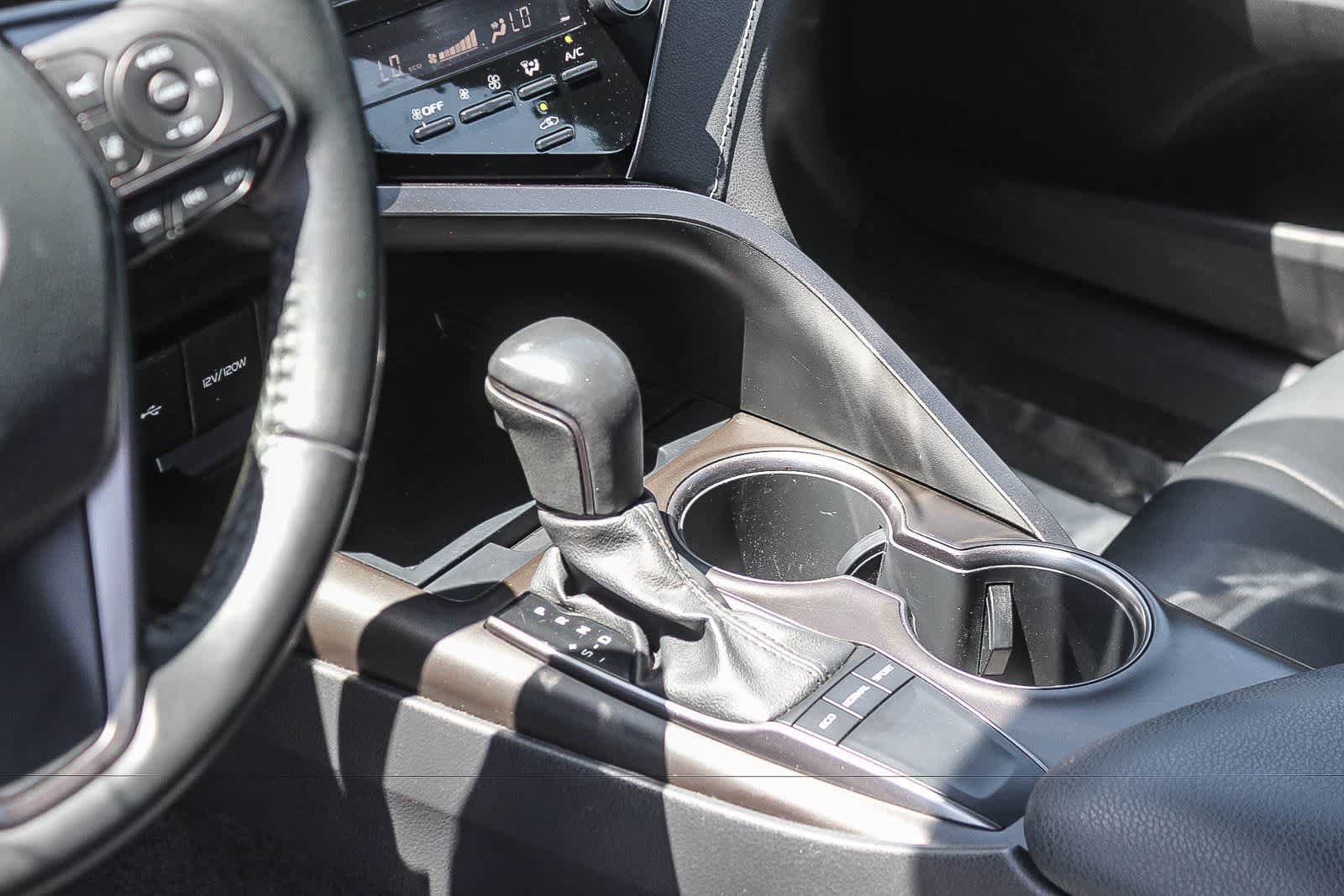 Used 2023 Toyota Camry SE FWD image 24