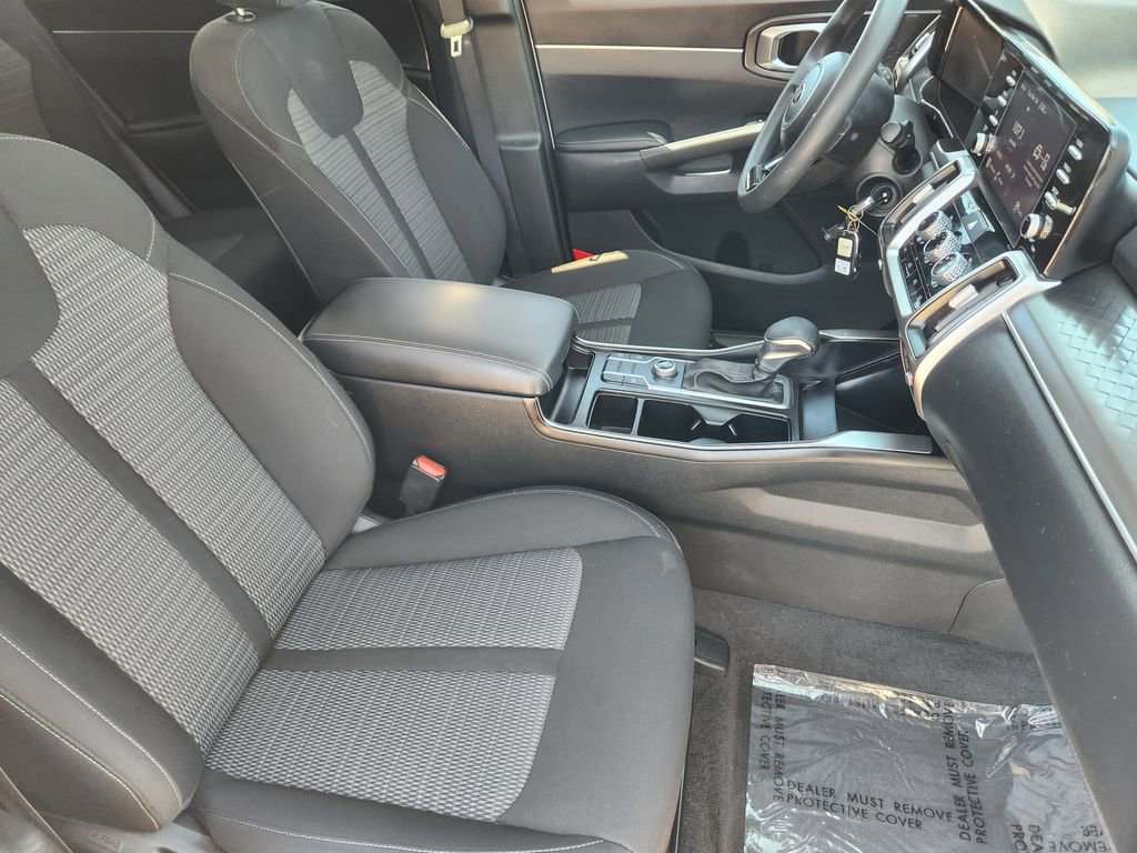 Used 2021 Kia Sorento LX image 13