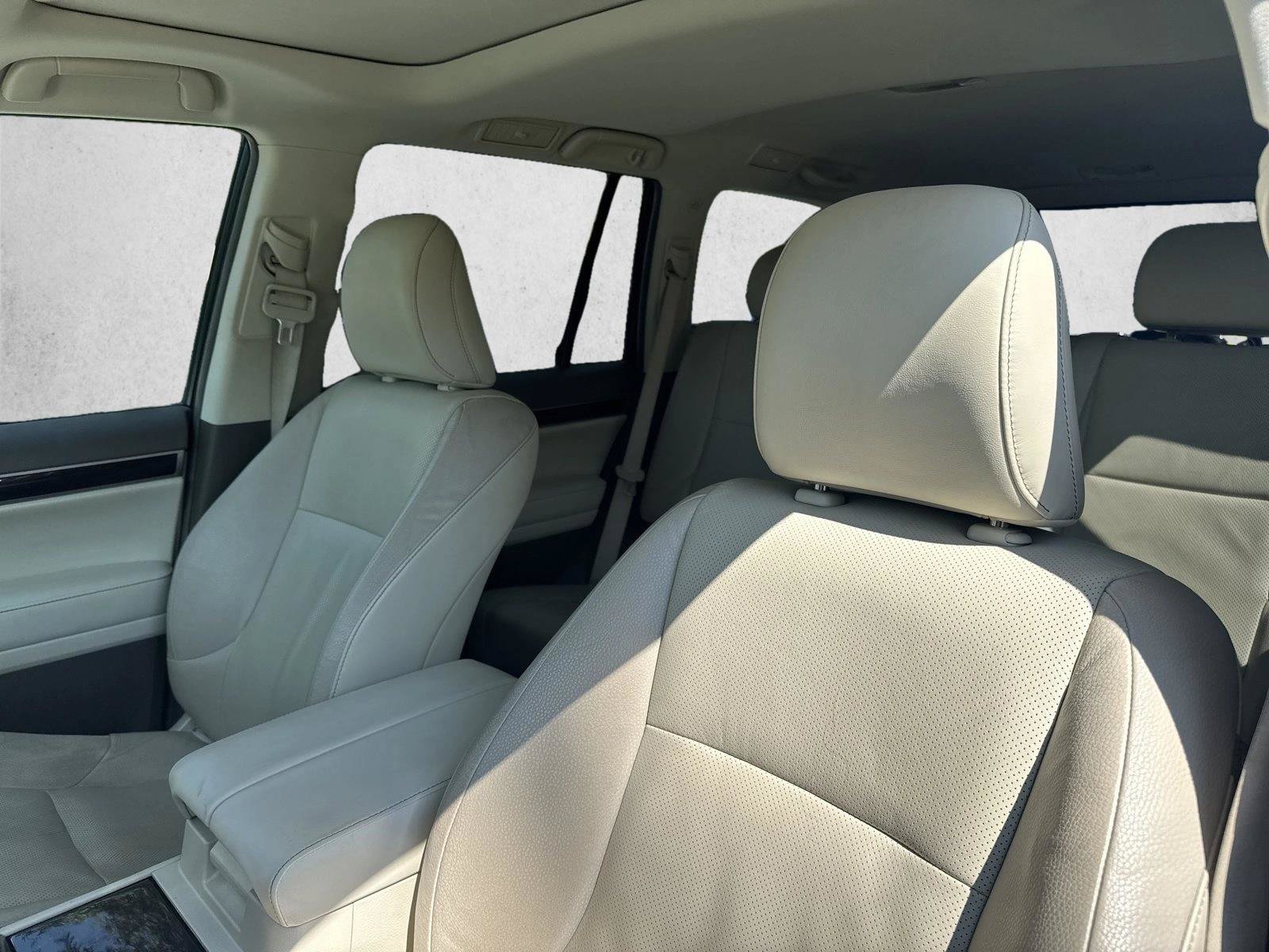 Used 2018 Lexus GX 460 Premium w/ Premium Package AWD/4WD image 14