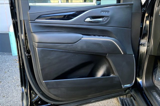 Used 2023 Cadillac Escalade Sport w/ LPO, ONYX Package AWD/4WD image 23