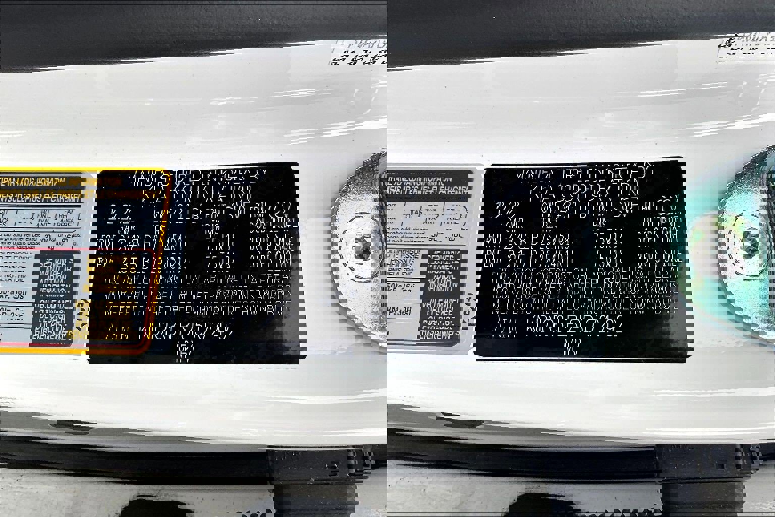 Used 2023 Kia Niro EX Touring FWD image 19