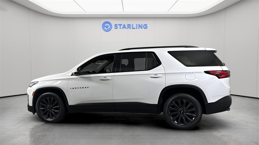 Certified 2023 Chevrolet Traverse RS image 3
