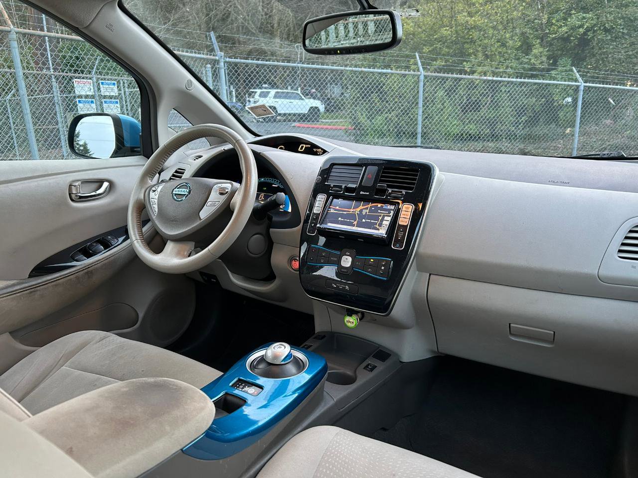 Used 2012 Nissan Leaf SL w/ Eco Design Pkg image 14