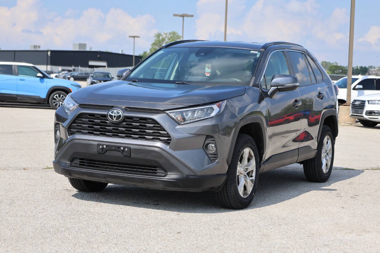 Used 2021 Toyota RAV4 XLE AWD/4WD image 6