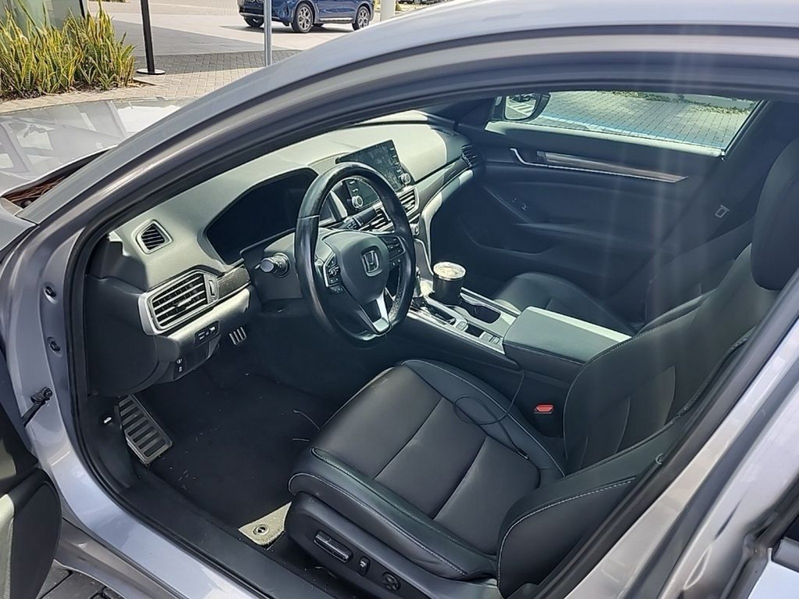 Used 2020 Honda Accord Sport image 17