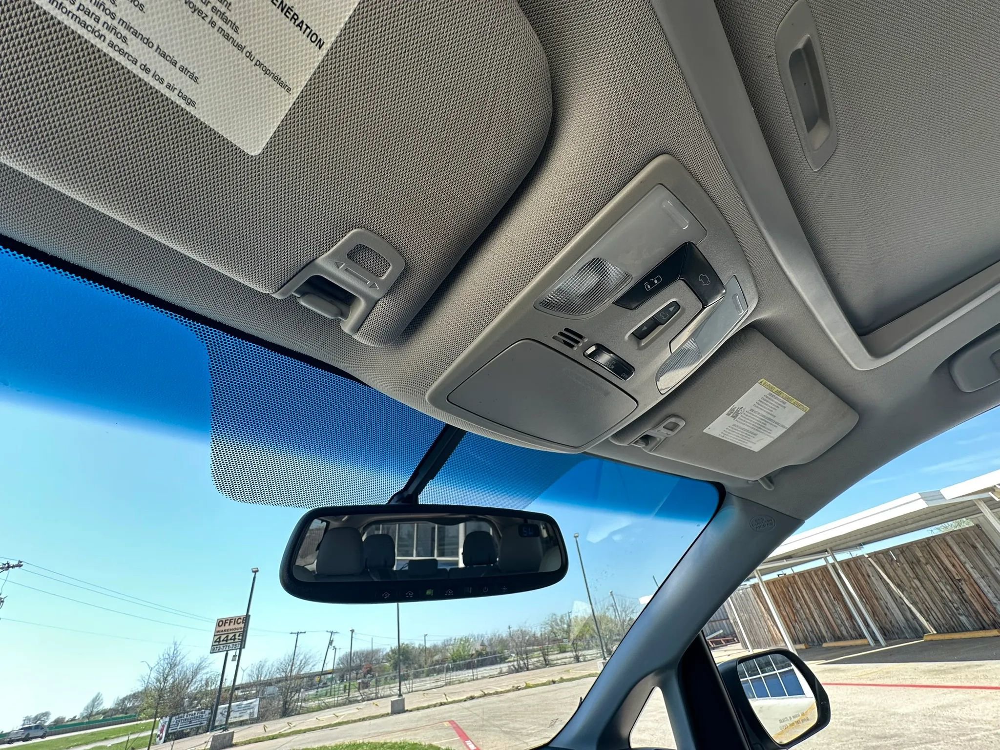 Used 2015 Toyota Sienna XLE image 38