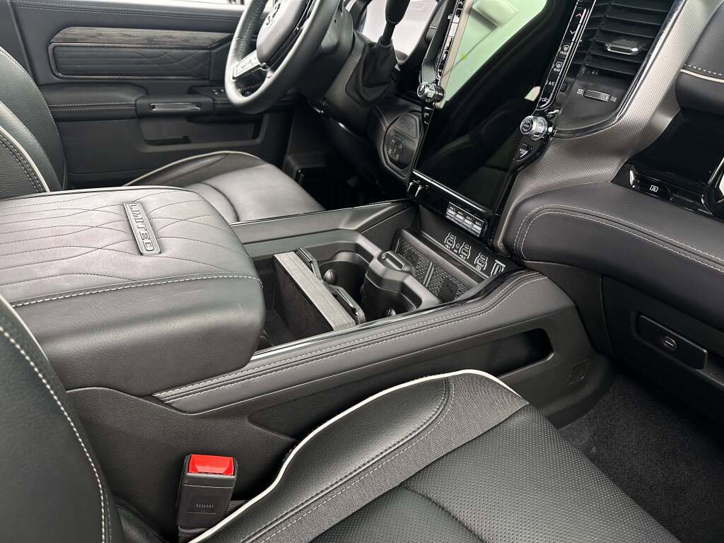 New 2026 RAM 2500 Limited image 22