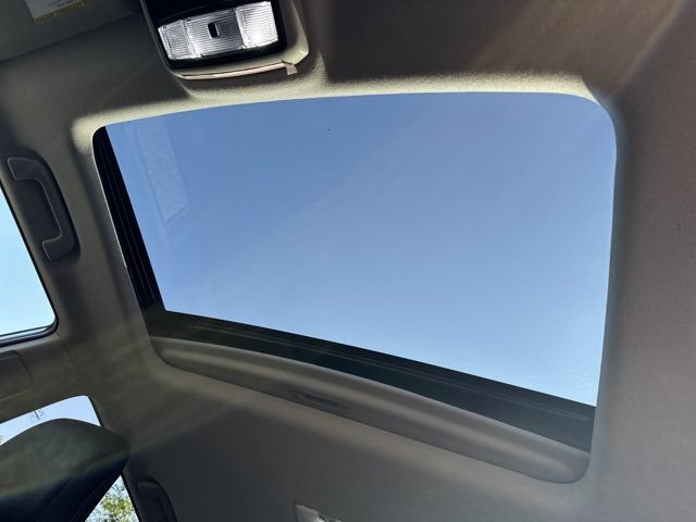Used 2023 Toyota 4Runner Limited RWD image 29
