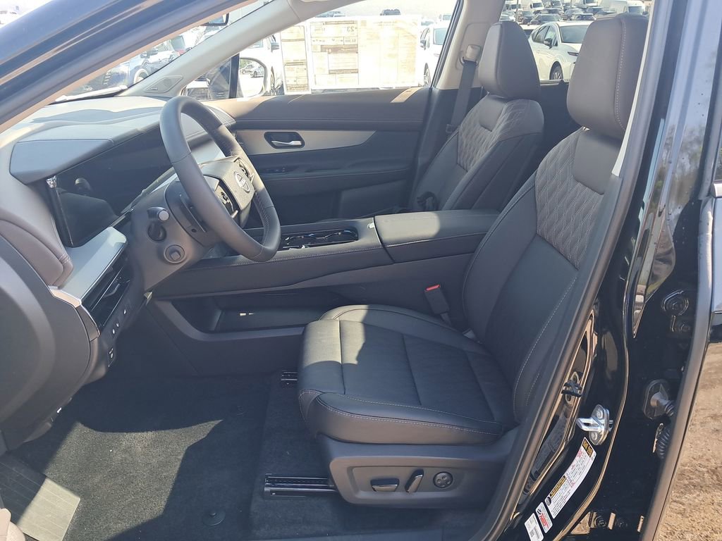 New 2026 Nissan Murano Platinum w/ Cargo Package AWD/4WD image 10