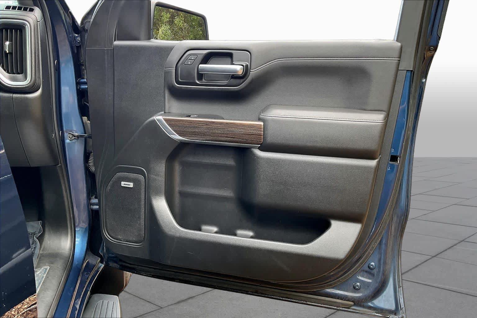 Used 2019 Chevrolet Silverado 1500 RST AWD/4WD image 23