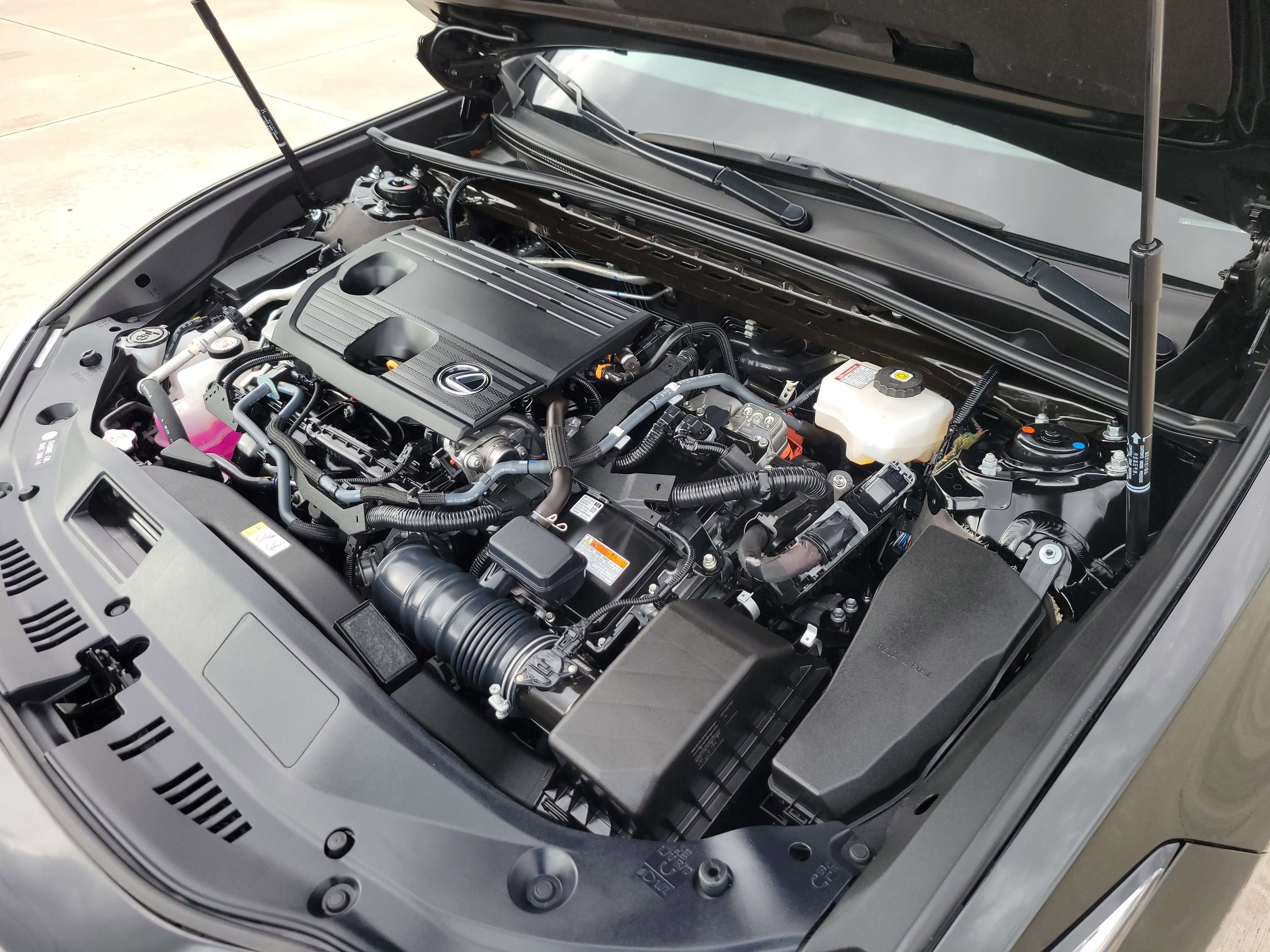 Used 2025 Lexus ES 300h 4DR FWD image 34