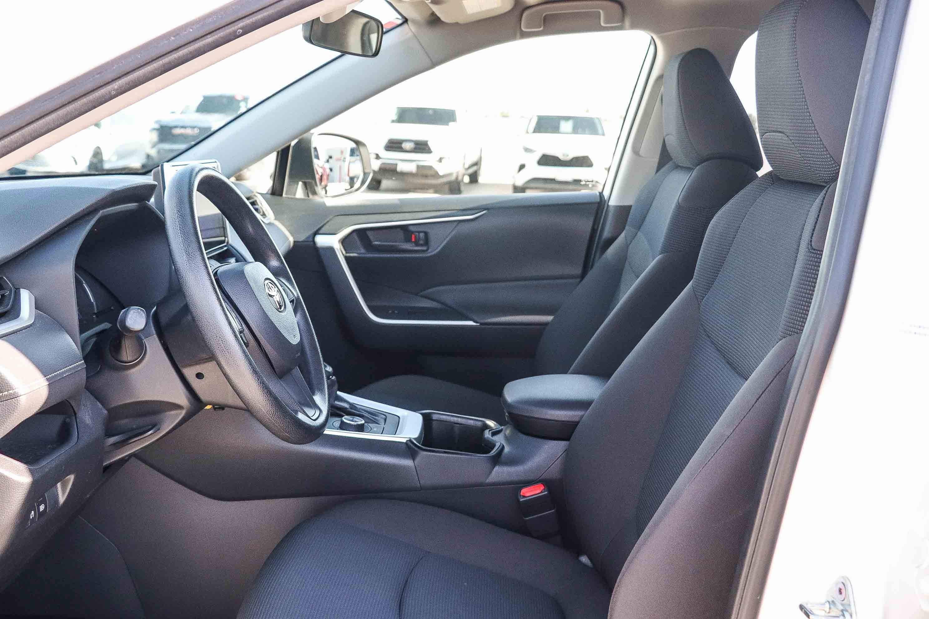 Certified 2023 Toyota RAV4 LE image 17