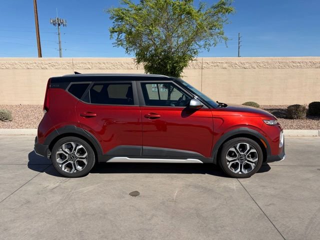 Used 2022 Kia Soul X-Line image 3