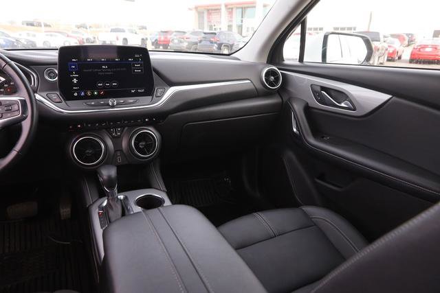 Used 2024 Chevrolet Blazer LT image 30