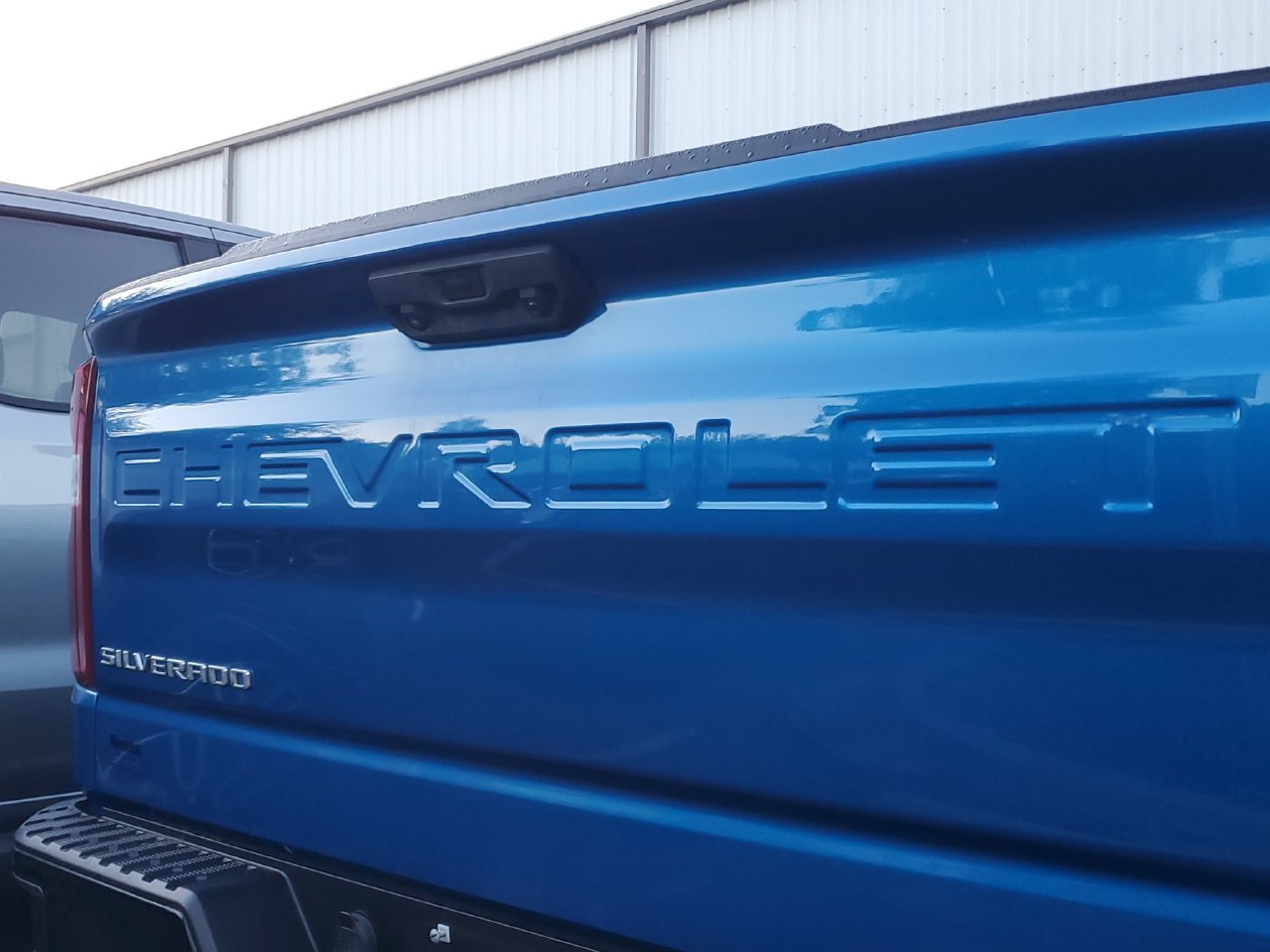 Used 2022 Chevrolet Silverado 1500 LT Trail Boss w/ Protection Package AWD/4WD image 6