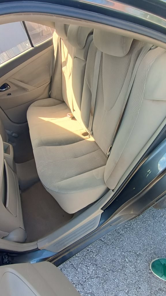 Used 2010 Toyota Camry FWD image 22