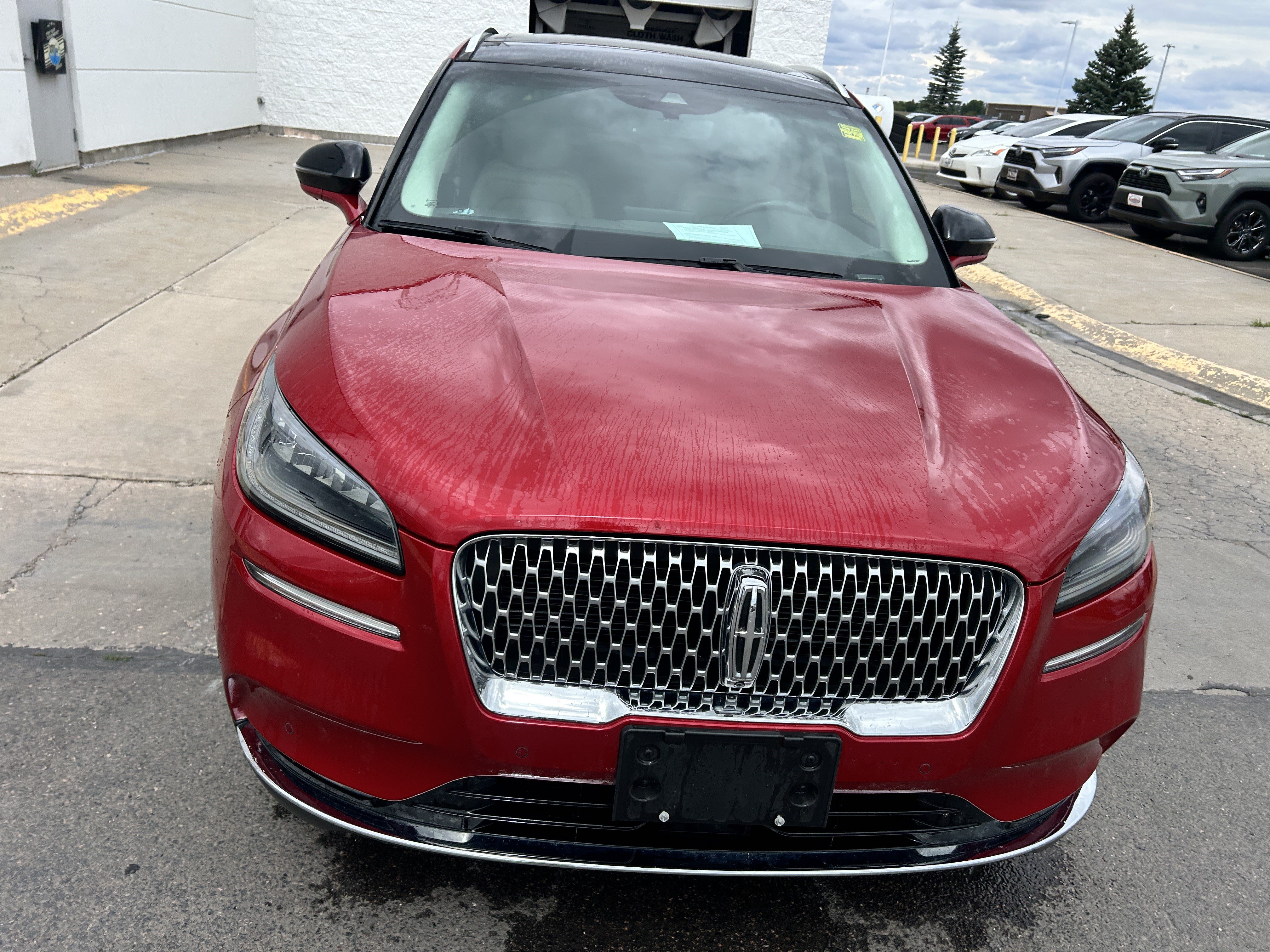 Used 2022 Lincoln Aviator Reserve w/ Equipment Group 201A RWD image 9