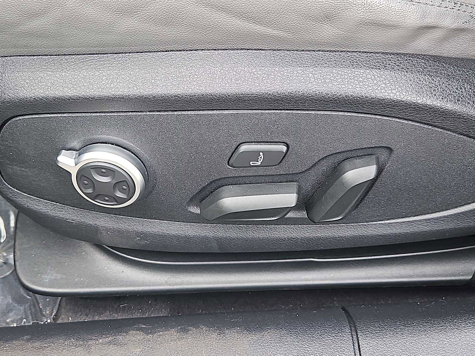 Used 2019 Audi S4 Premium Plus w/ Premium Plus Package image 24