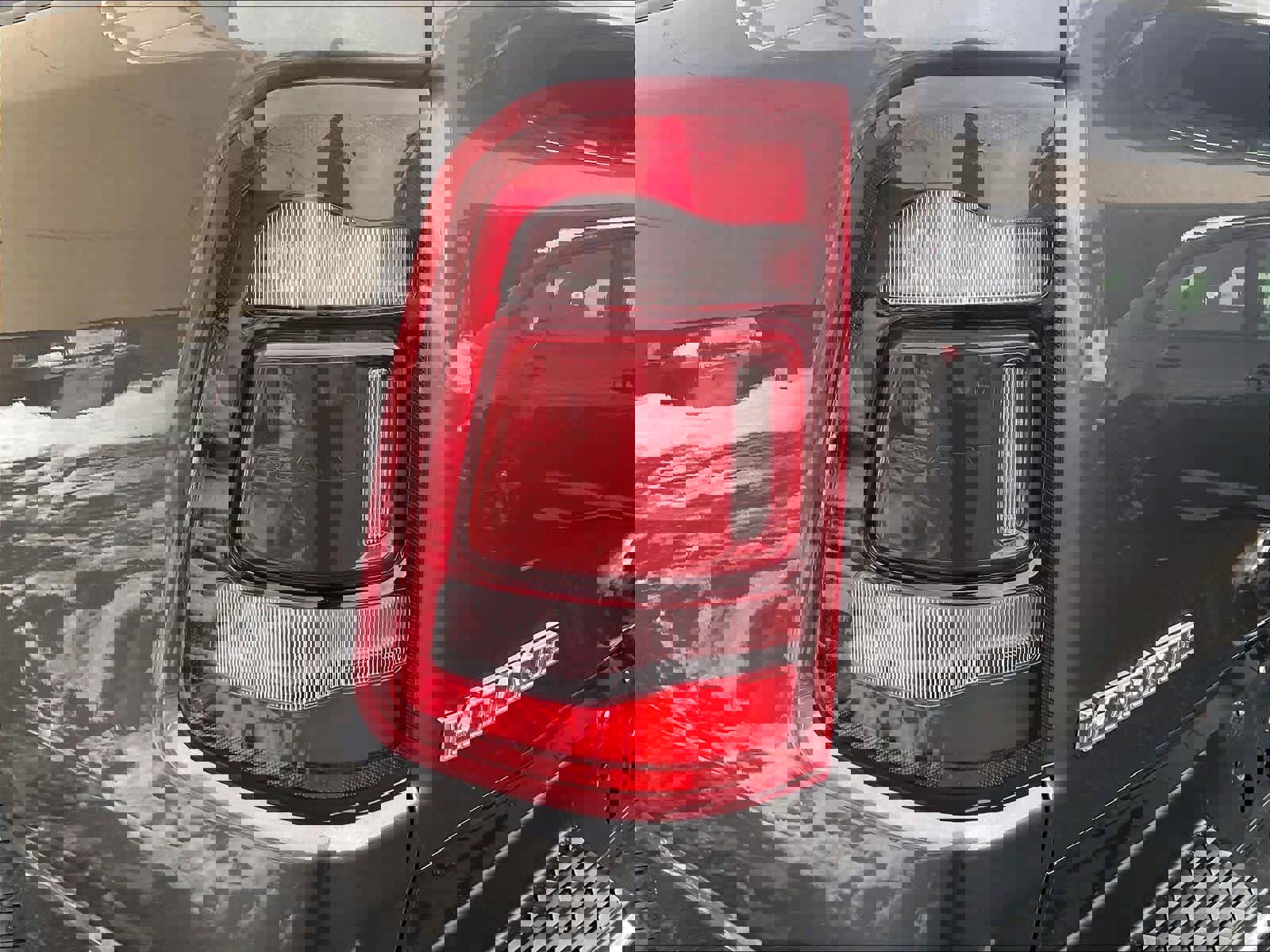 Used 2024 RAM 1500 Laramie image 34