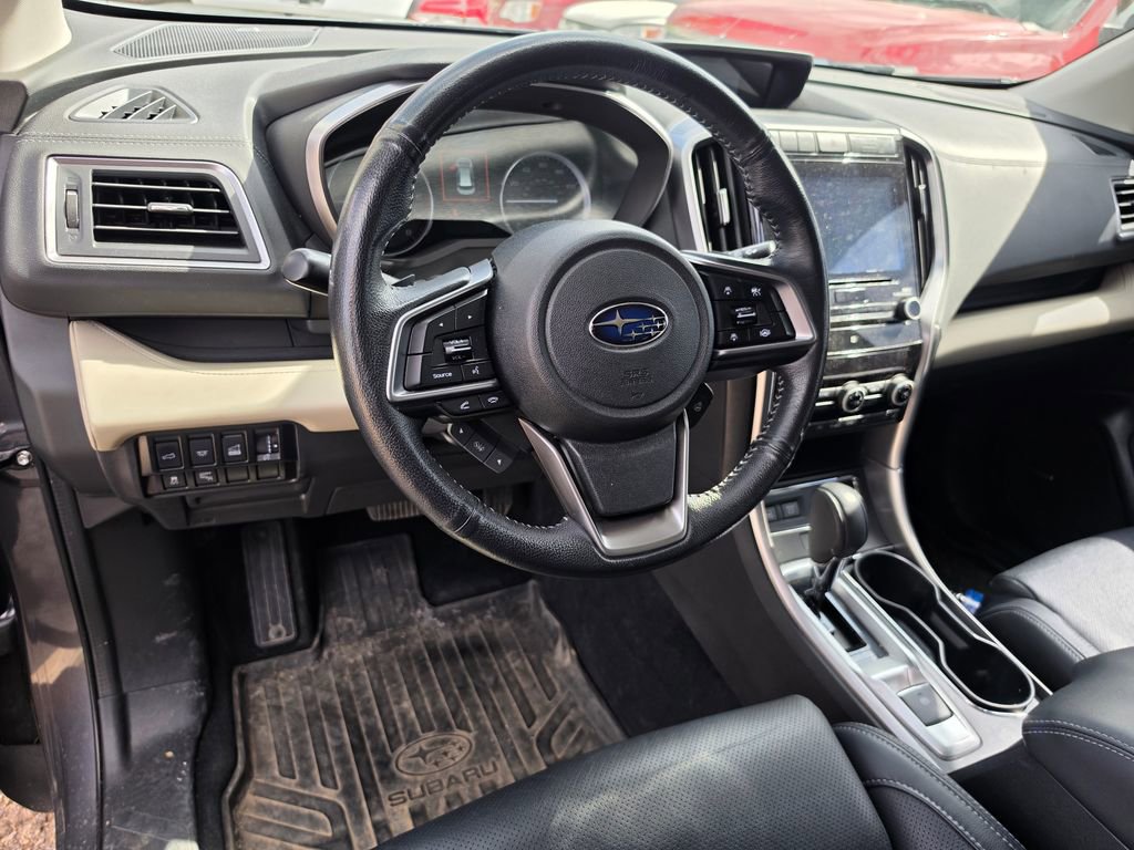 Used 2022 Subaru Ascent Limited w/ Technology Package image 4